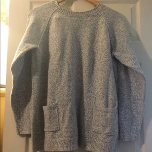 Gap sweater with pockets!